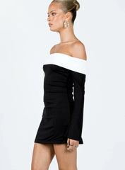 Anya Long Sleeve Off Shoulder Mini Dress Black / White